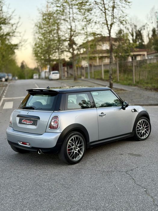 Mini.  Cooper   D