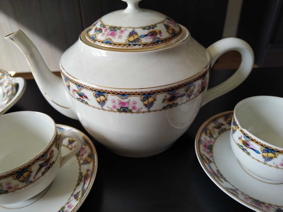 Conjunto porcelana fina SP Coimbra. Anos 1922/36