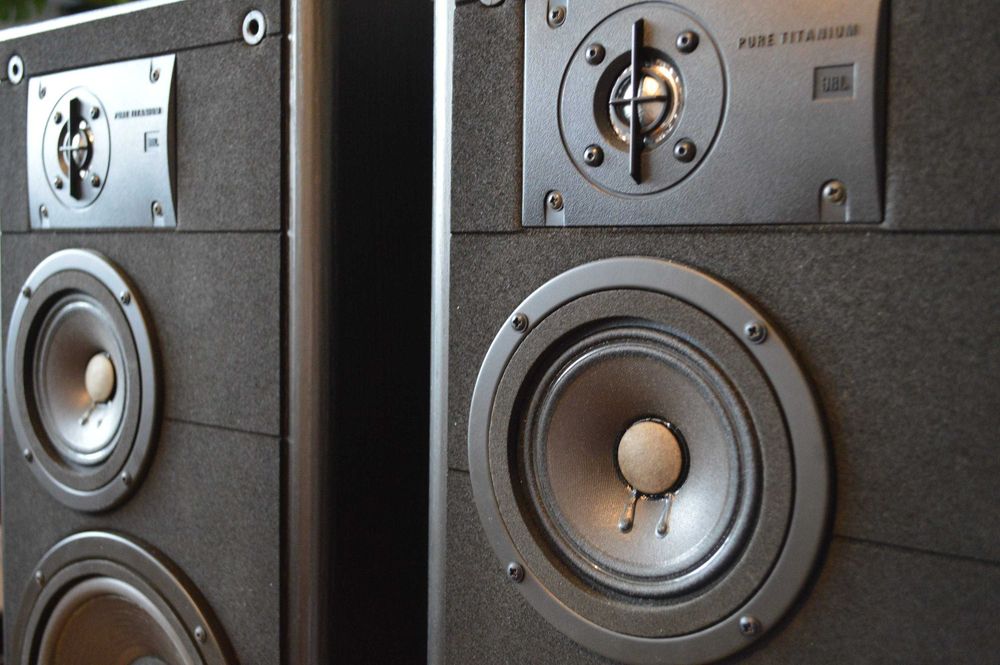 Okazałe JBL LX-44 Dynamiczne Krystaliczne Analogowe Brzmienie Wysyłka