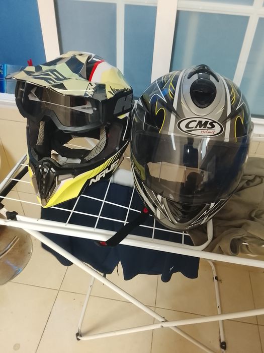 Vendo capacetes bem conservado