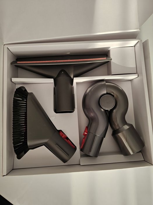Dyson oryginalny zestaw do sprzątania mebli, nowy!