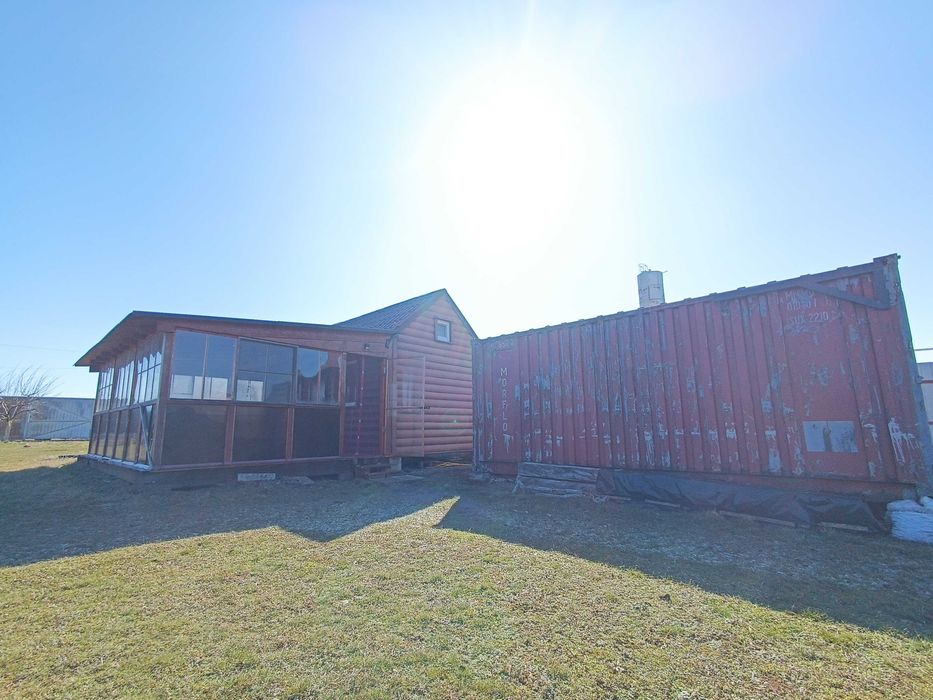 Продам ділянку з дачним будинком с.Санжійка