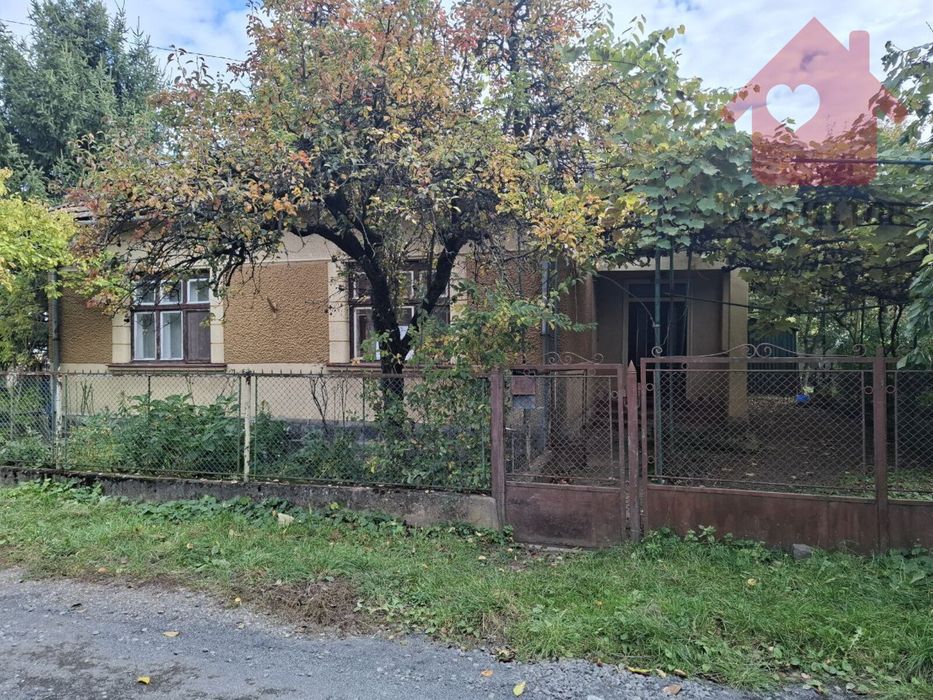 Продаж будинку в чудовій локації!