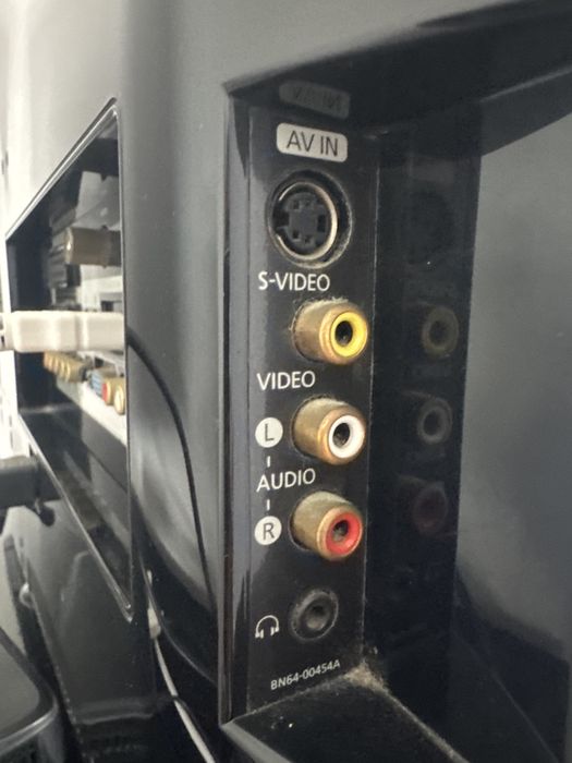 LCD samsumg 70 cm por 35