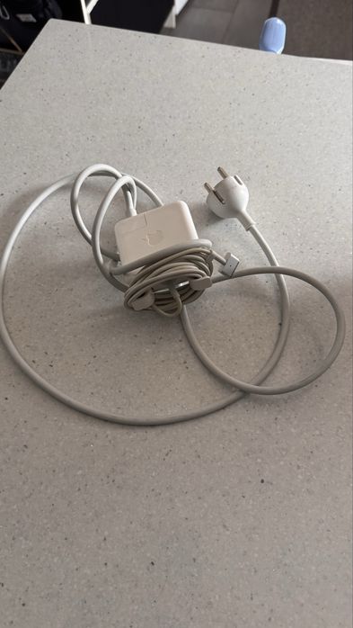 Apple Macbook Air “13