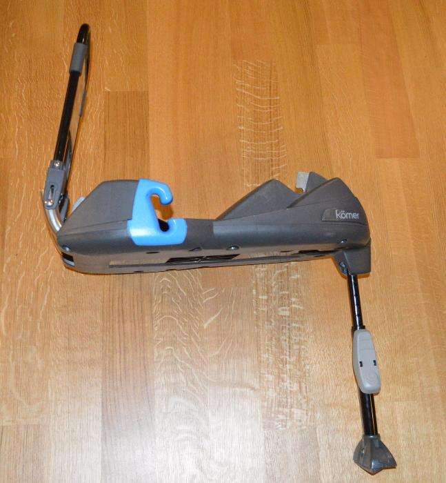 baza Baby Safe ROMER Britax mocowana za pomocą pasów