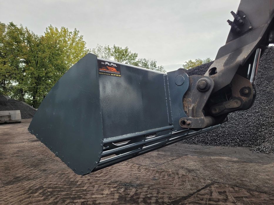 Łycha łyżka przesiewowa do tura ciągnik ładowarki do gruzu ziemi węgla