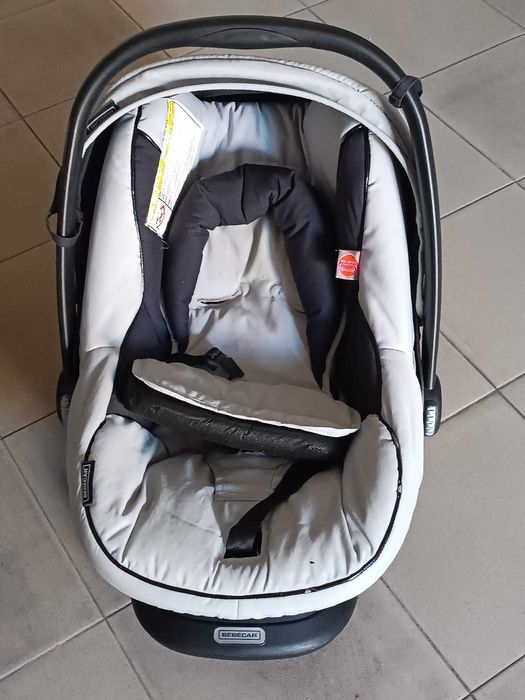 Carrinho bebé 3 em 1 e saco maternidade