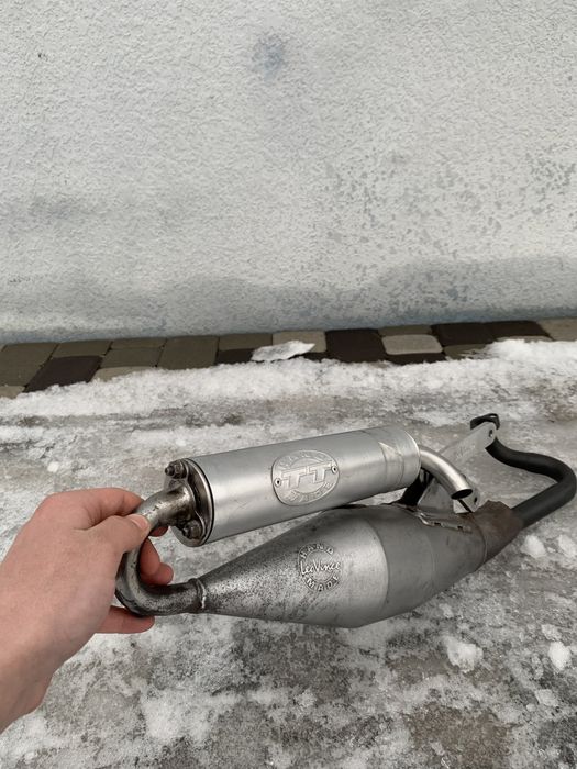 Продам резонатр саксофон Leovince TT