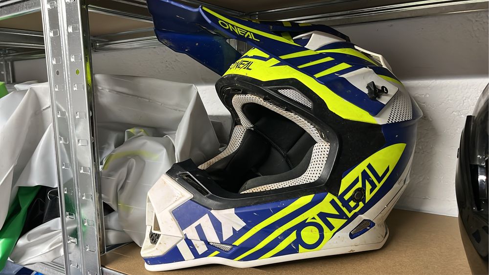 Capacete oneal MX