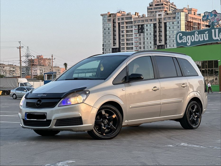 Продам Opel Zafira 1.9 турбо дизель