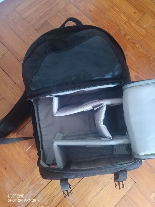 Lowepro BP150 câmera e laptop