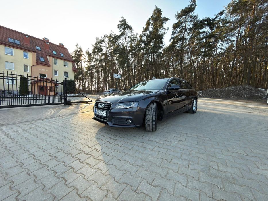 Sprzedam Audi A4B8 Avant 2.0 TDI