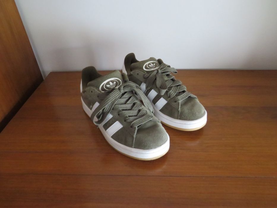 Adidas Campus 00s Olive / Cloud White / Gum (Verde Oliva/Branco) - Tam