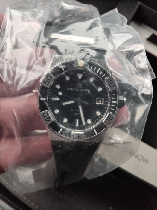 Акція!Новий Maurice Lacroix Aikon Automatic AI6057-SSL20-330-2