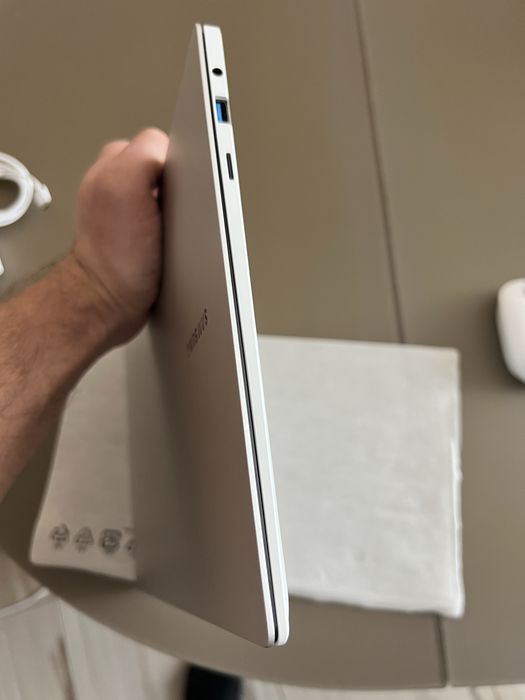 Ноутбук Samsung Galaxy Book 2 pro