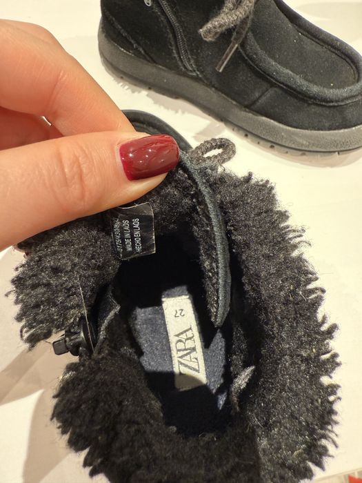 Взуття  ботінки zara 25 - 27 розмір
