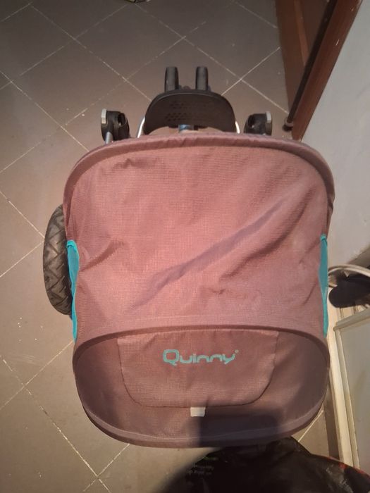 Carrinho de bebé Quinny