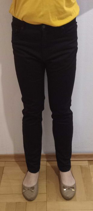 Nowe czarne jeansy slimy Camaieu r. 46