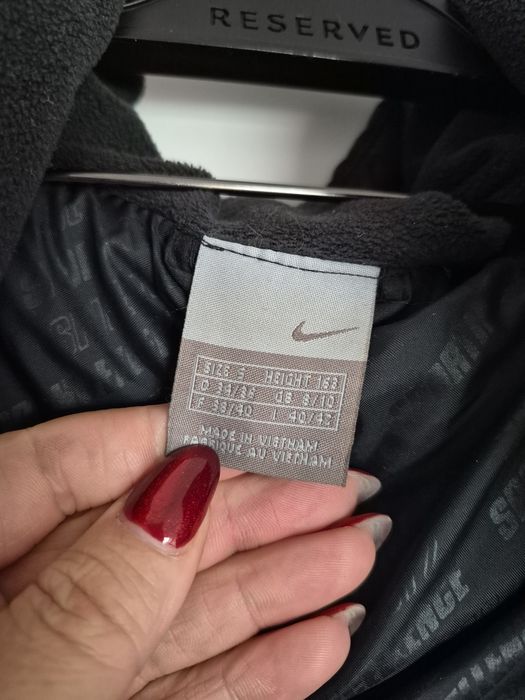 Kurtka plaszcz Nike S damski czarny puchowy