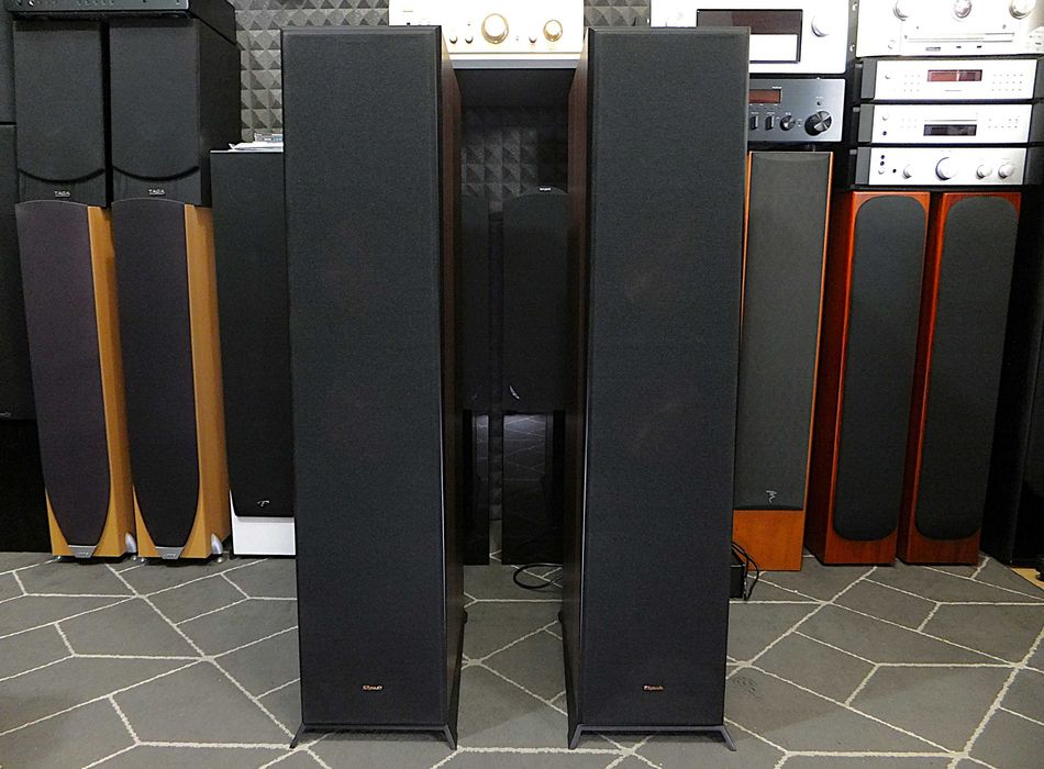 Potężne kolumny głośnikowe KLIPSCH RP-8000F