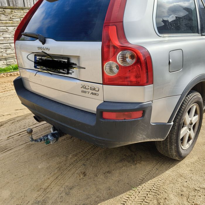 Samochód Volvo XC90 2003r. Gaz