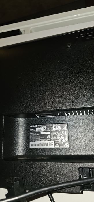 Monitor ASUS VY229 22" IPS Eye Care

(Como Novo) - Agosto 2024