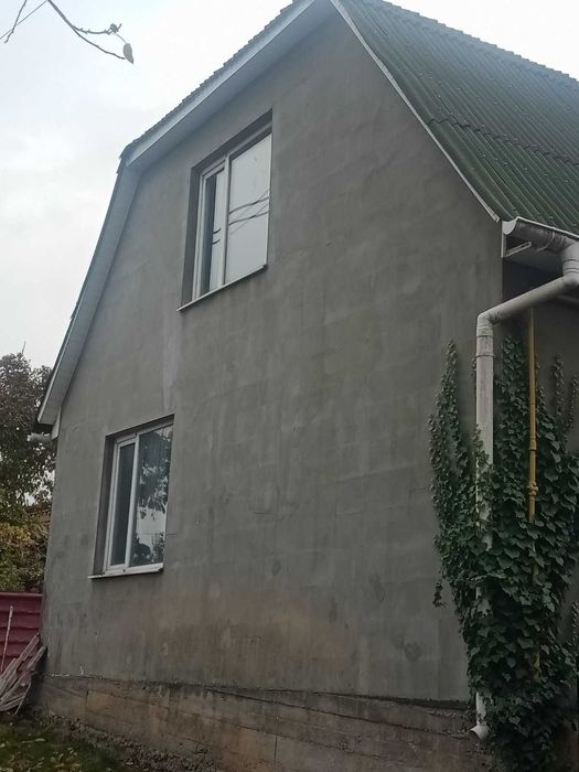 Продам частину будинку на Бучмах!