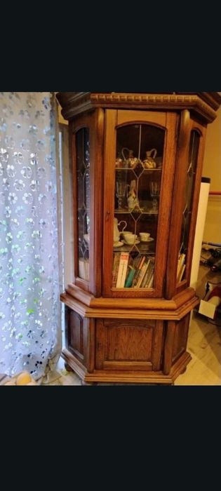 Sprzedam witrynę dębową