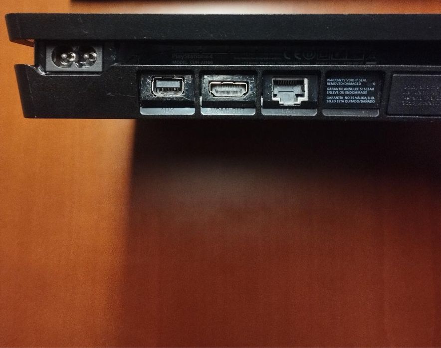 PS4 1TB Desbloqueada