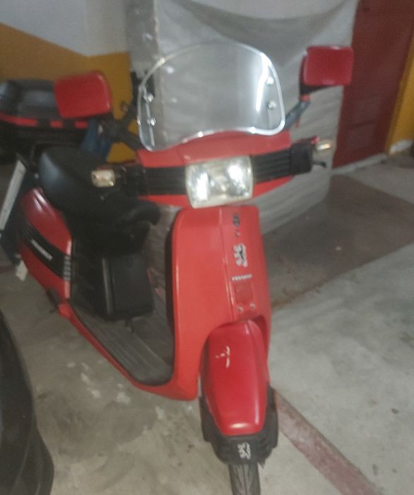 Vendo motocicleta antiga