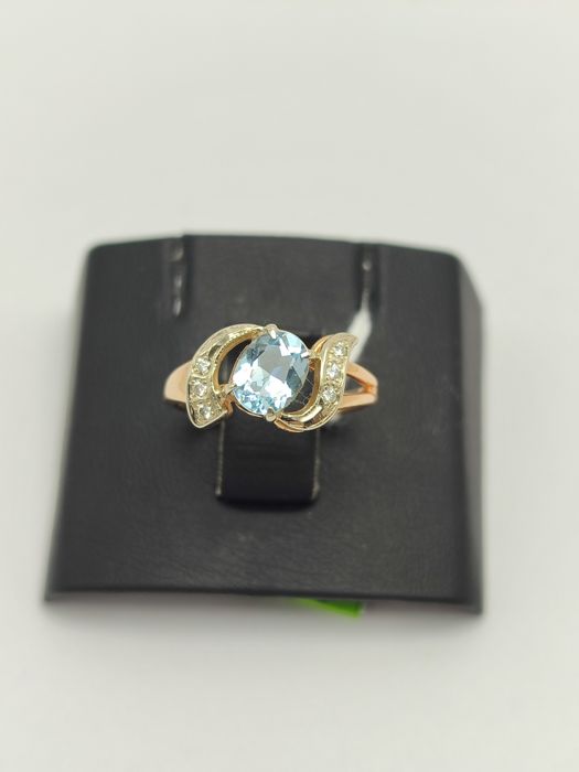 Золота каблучка 585*