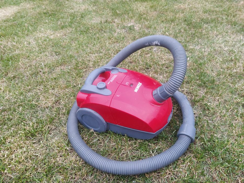 Пилосос XENON 1600w