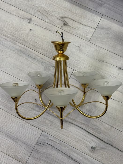 Люстра стельова