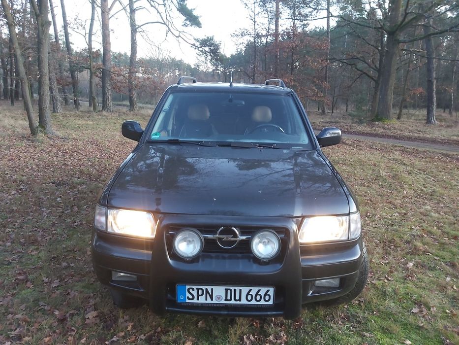 Opel Frontera 2.2 benzynka