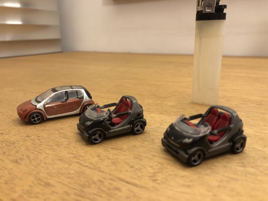 Carros miniatura:  2 Smart crossfire e 1 Smart ForFour / 5€ cada