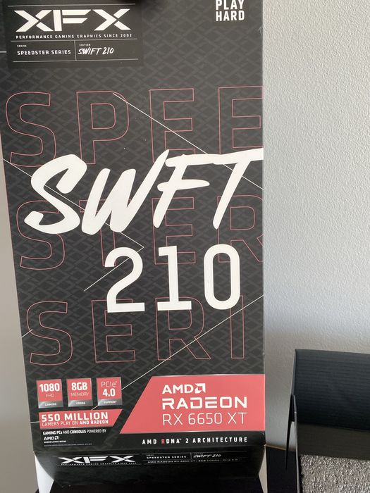 Karta graficzna XFX Radeon RX6650XT Speedster SWFT210 8GB Core Edition