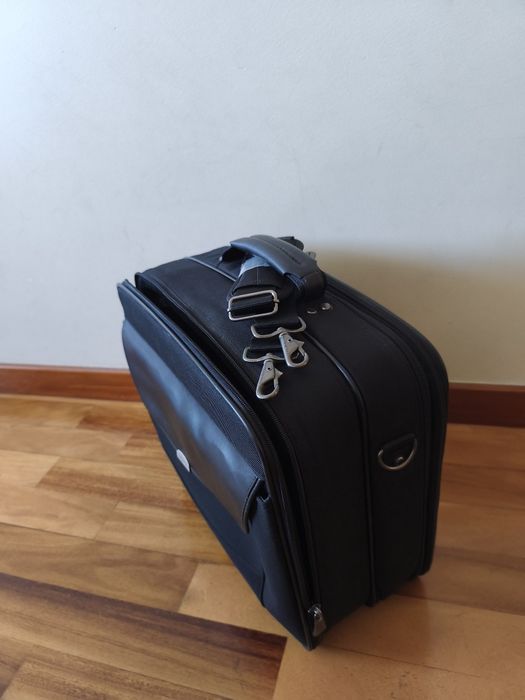 Mala viagem Alt.0.56 lar.0.43 prof. 0.18 cabine