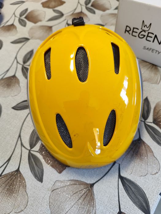 Kask narciarski Brenda Sport B510Z. Rozmiar M.