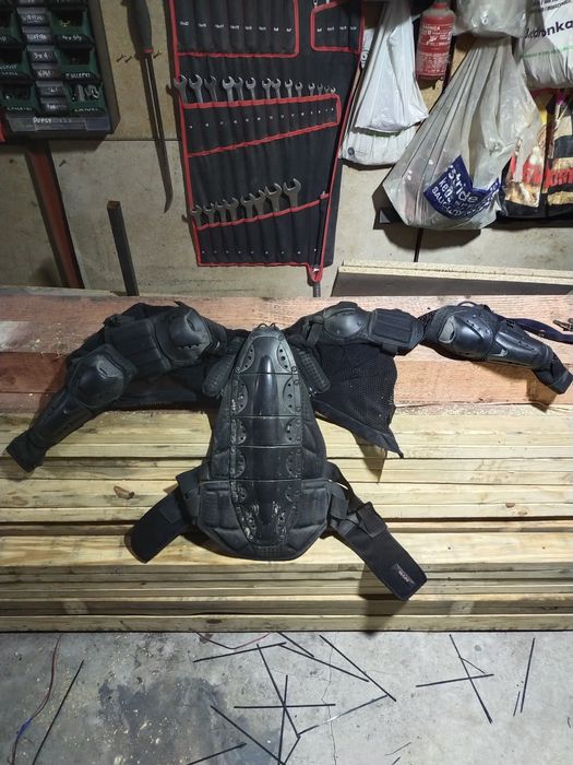 Ubrania cross quad zbroja