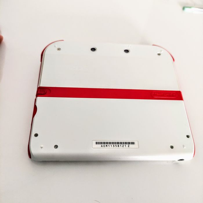 Nintendo 2DS Desbloqueada 64GB + Extras