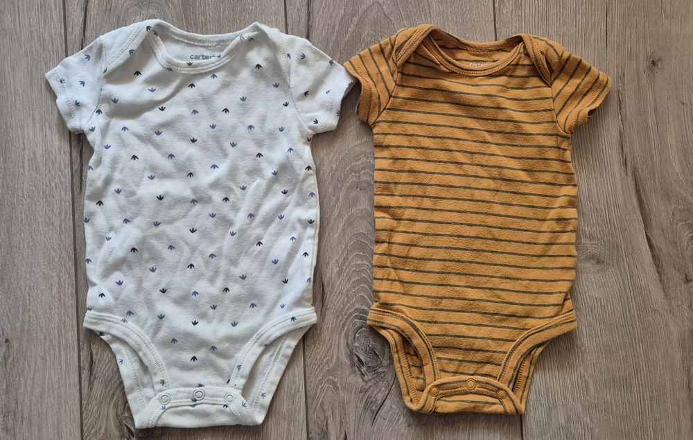 2 боді carter's на 3 місяці