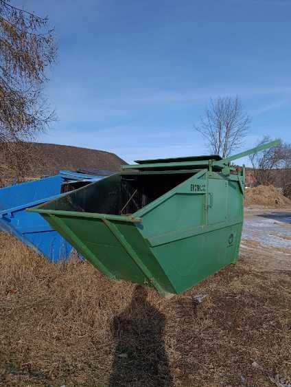 Kontener na odpady budowlane itp.