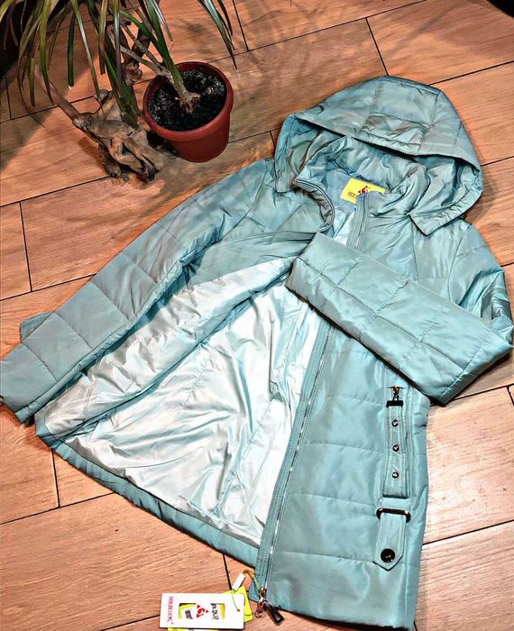 Куртка жіноча/S(о/г 90 ; о/c 108; д/р60)