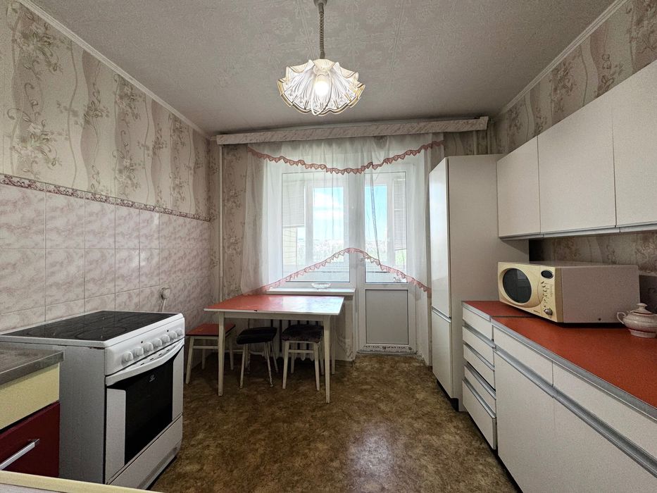 Продаж Бульвар Славы, 3 ком.квартира, Победа-5