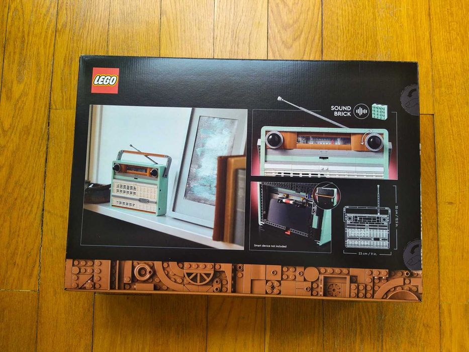 LEGO 10334 Retro Radio