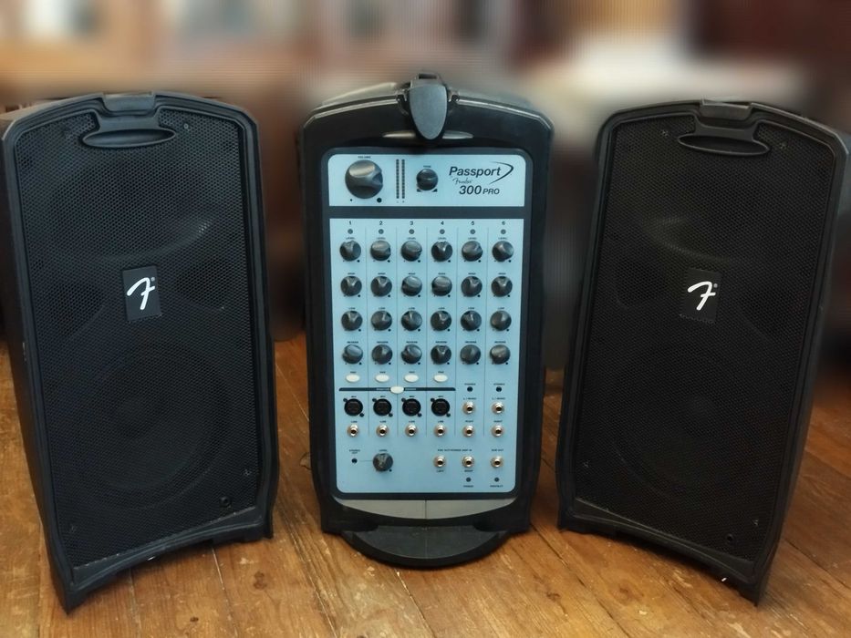 Conjunto de Som - Fender Passport 300 Pro