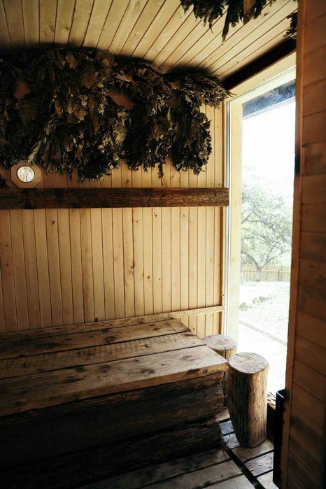 Дохідна нерухомість в с.Манява.