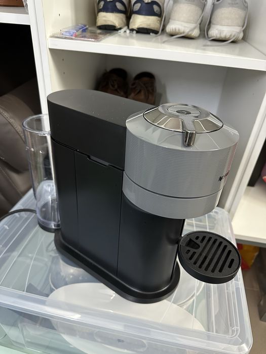Máquina Nespresso Vertuo Next