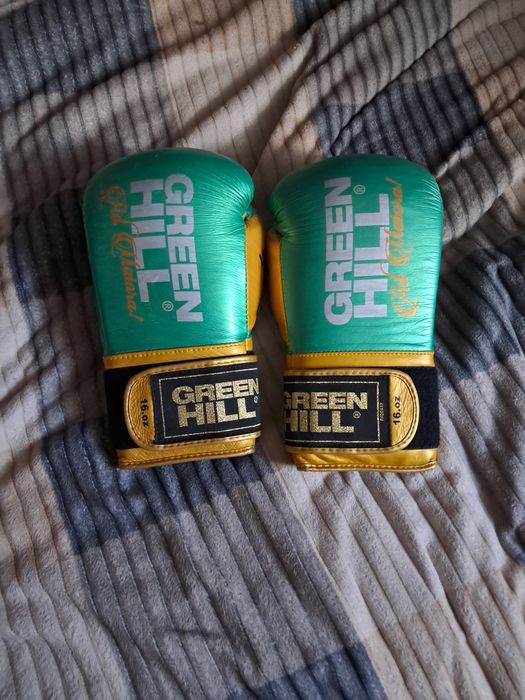 Перчатки бокс GREEN HILL LEGEND PLATINUM кожа зеленый/золотой 16oz